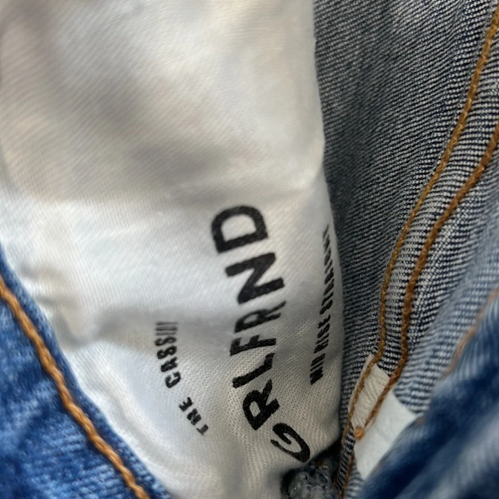 GRLFRND NWT Cassidy Jeans straight high La brea rise 26 stretchy - Picture 4 of 10